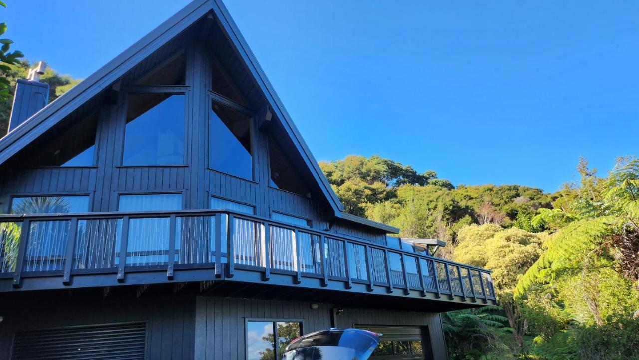 The Black Chalet Whitianga Εξωτερικό φωτογραφία