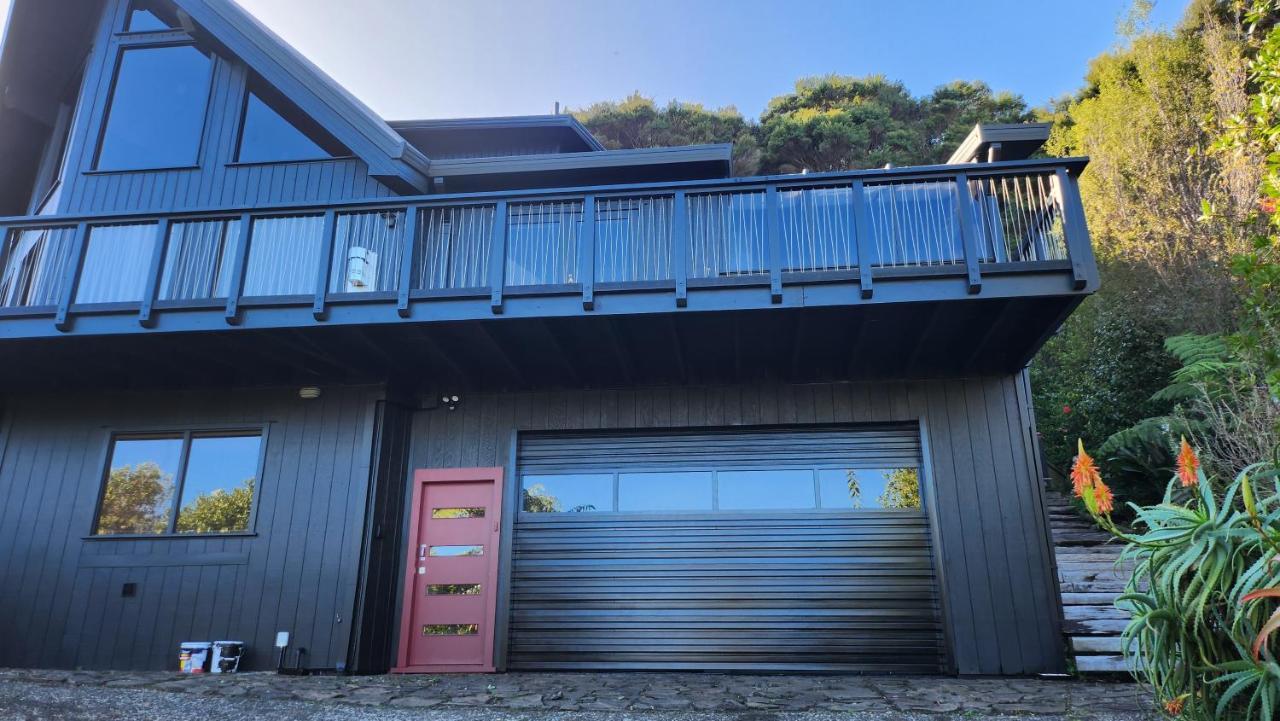 The Black Chalet Whitianga Εξωτερικό φωτογραφία