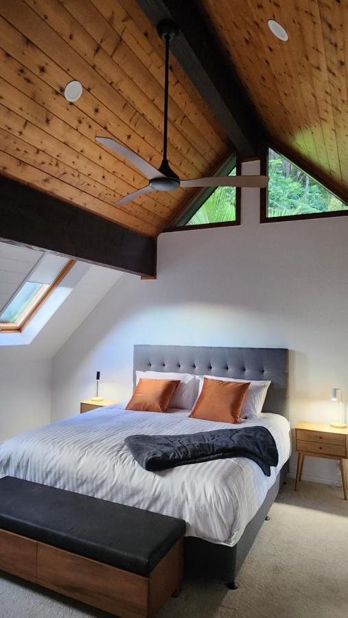 The Black Chalet Whitianga Εξωτερικό φωτογραφία